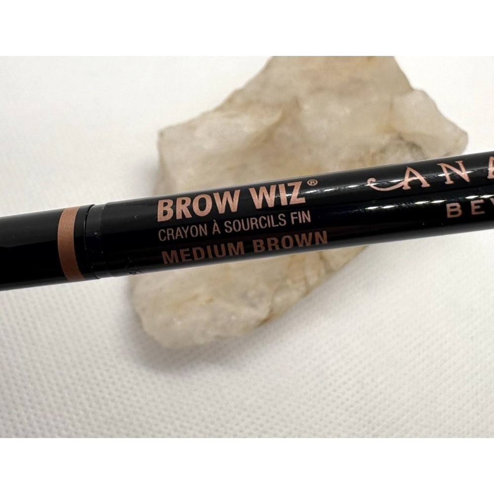 Anastasia Beverly Hills ABH Brow Wiz Medium Brown Full Size 0.003oz/ 0.085g NWOB - Picture 2 of 4